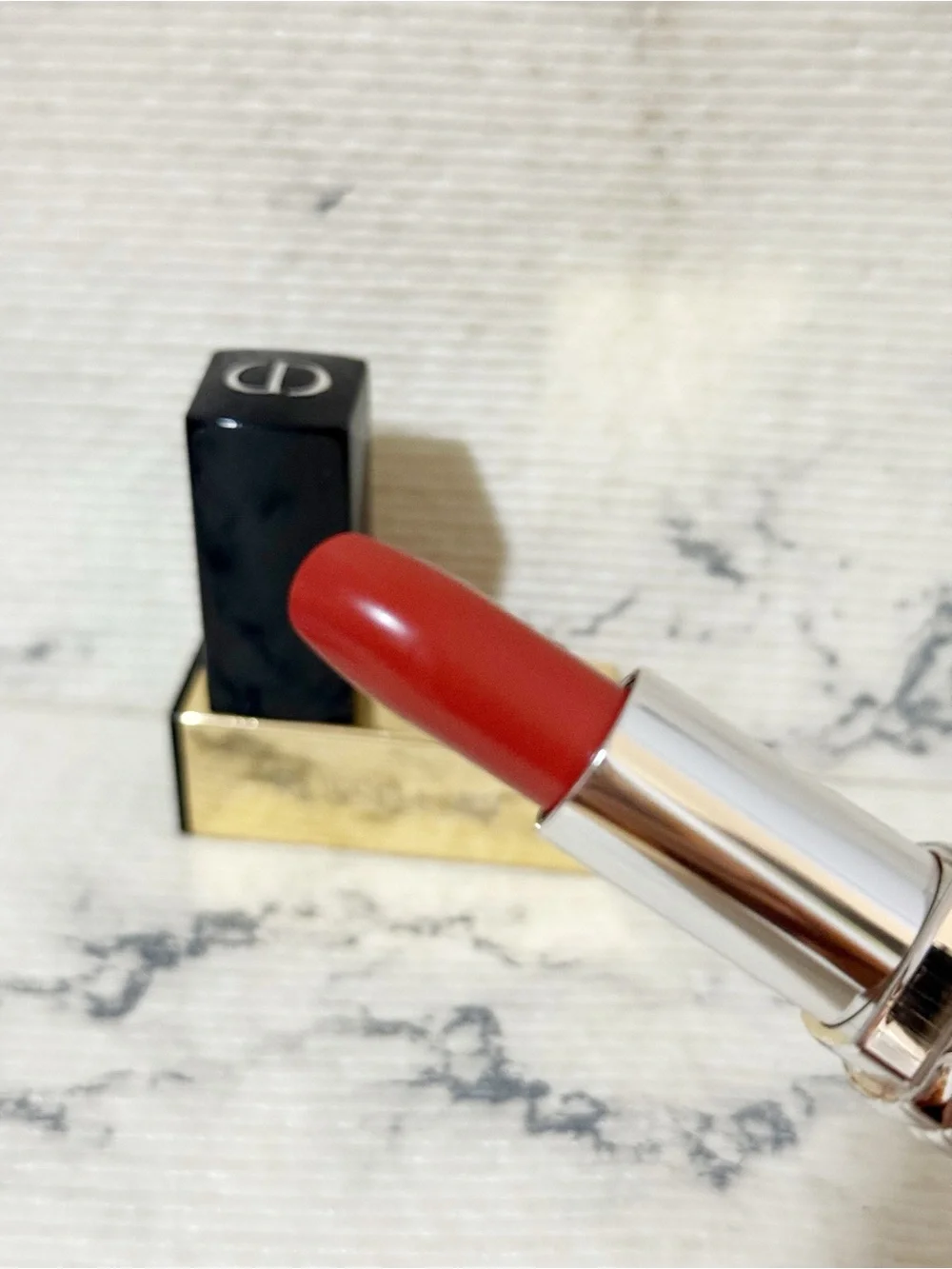 Dior Rouge Dior Satin Lipstick: #525 Cherie (Radiant Rosewood)